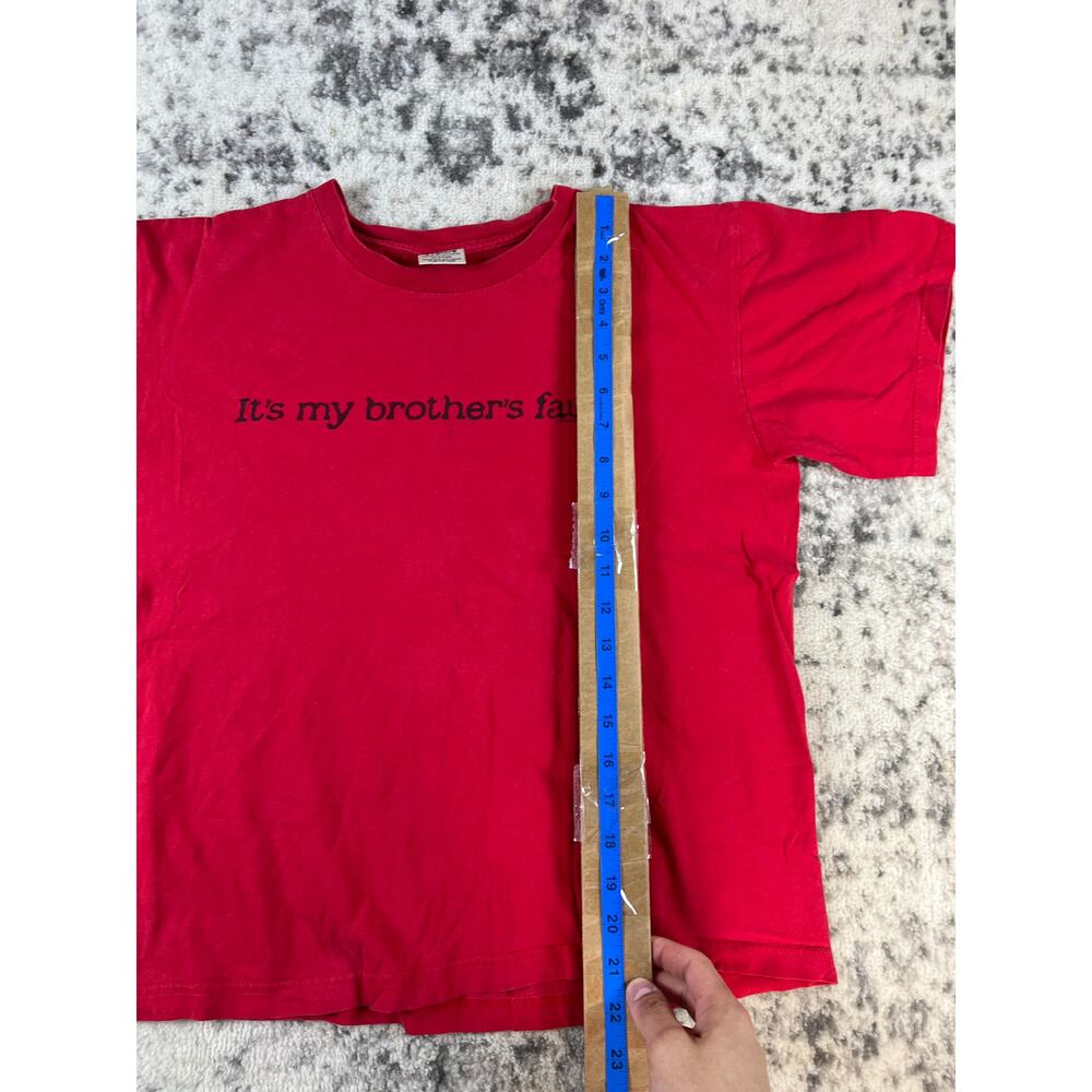 Vintage Cygnus T-Shirt Mens XL Red It's My Brothers Fault Sarcasm Sibling Y2K - Picture 5 of 6
